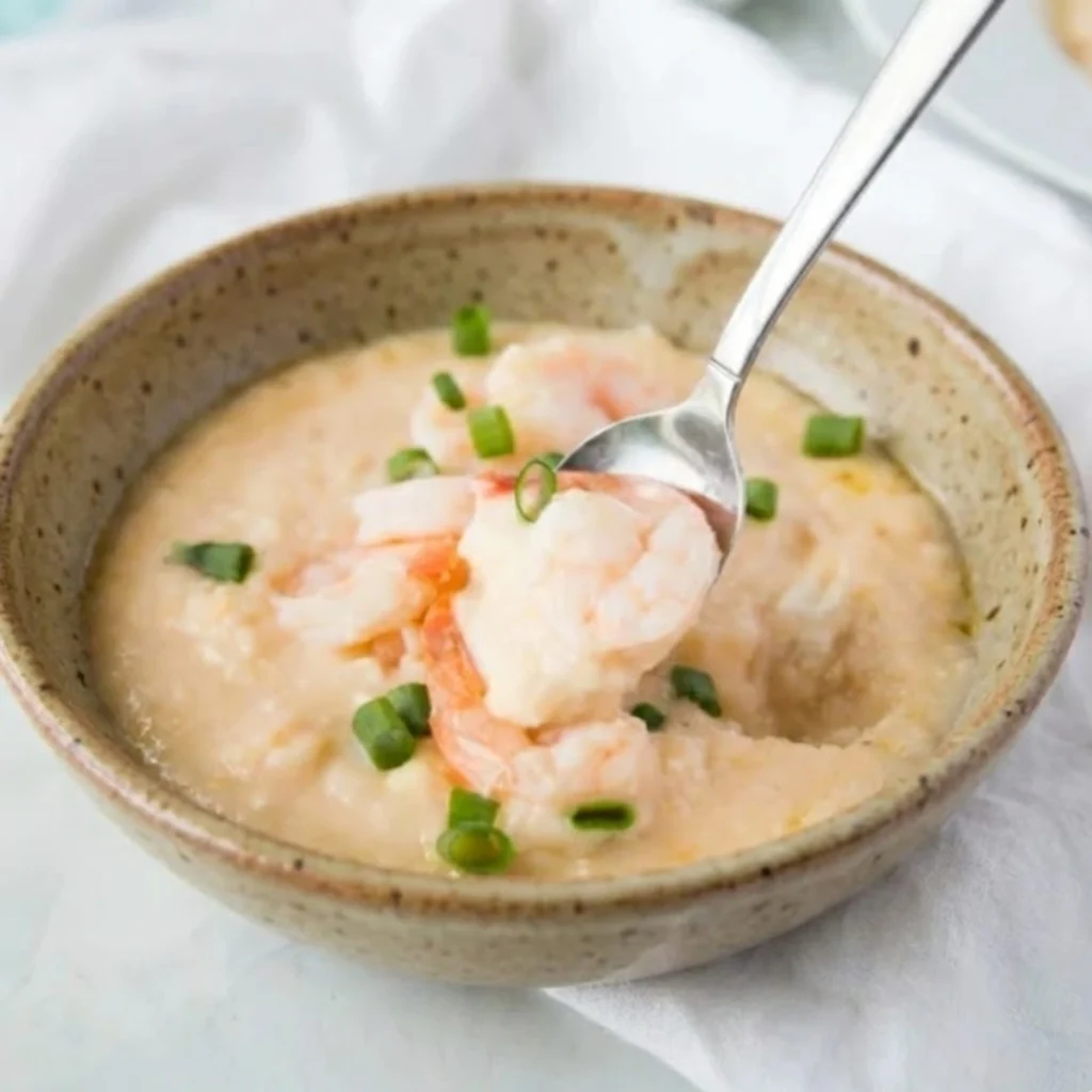 Crockpot Cheesy Grits and Shrimp