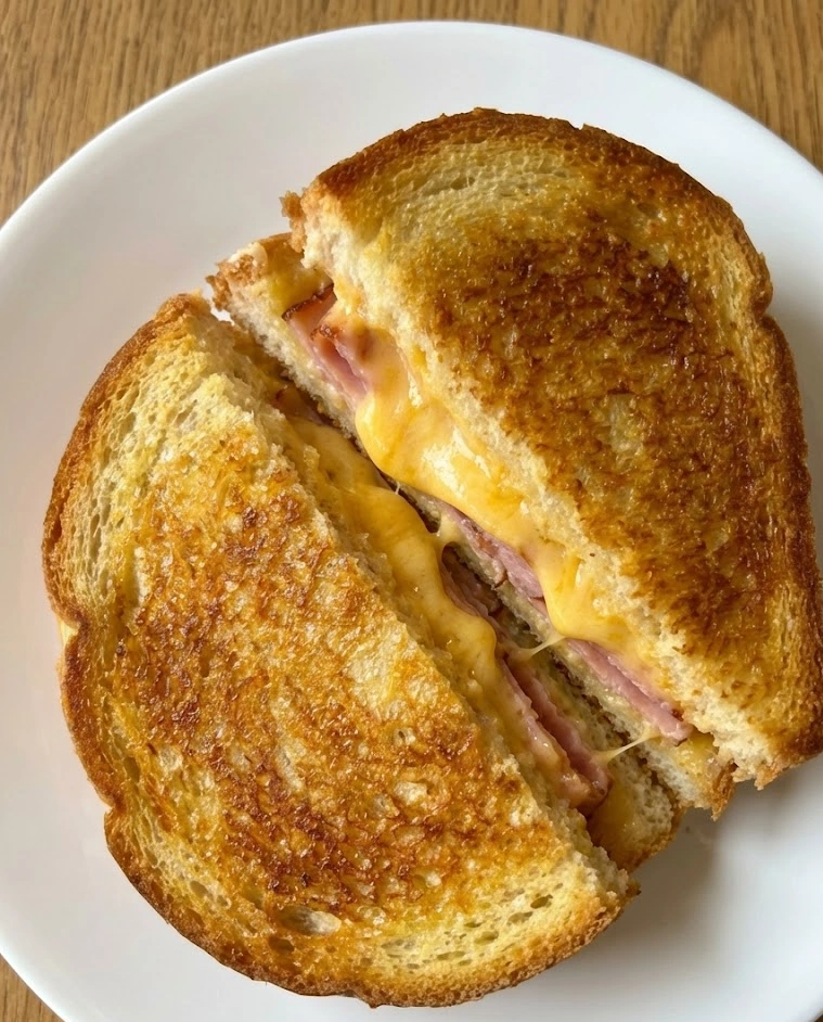 Air Fryer Ham and Cheese Toastie