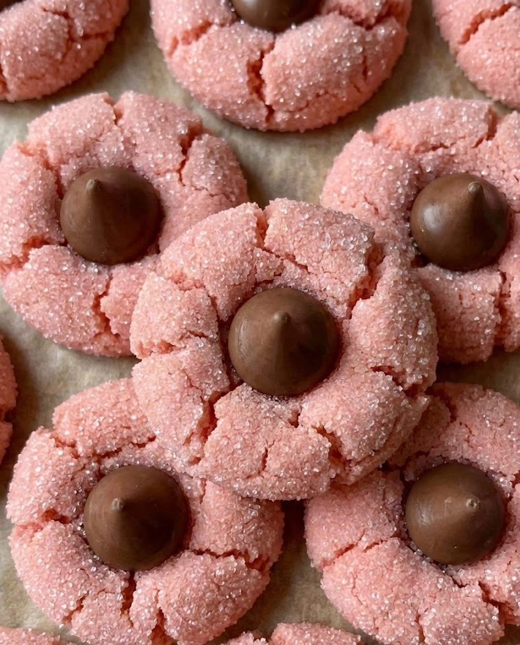 Strawberry Kiss Cookies