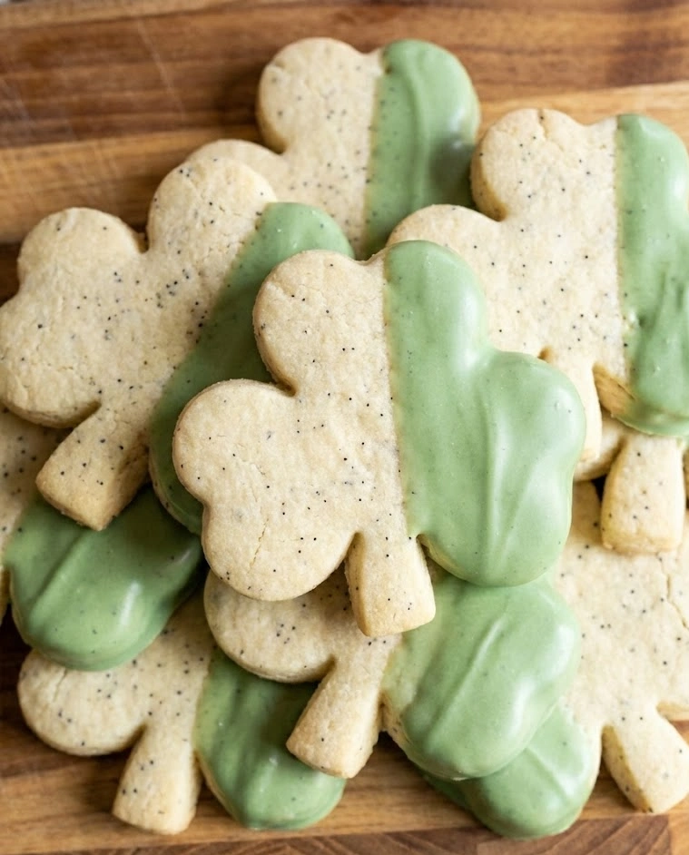 Vanilla Bean Shamrock Cookies