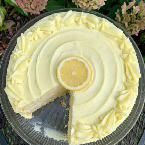 Lemon Cheesecake Cake