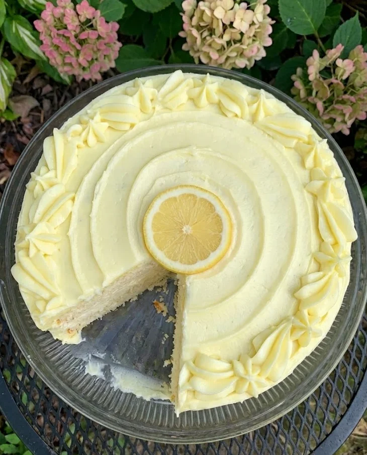 Lemon Cheesecake Cake