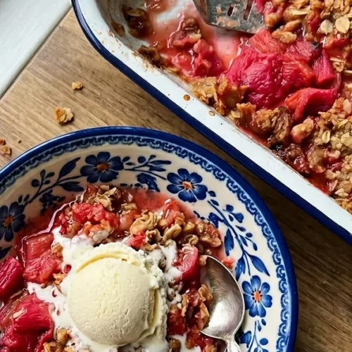Rhubarb Crisp with Frozen Rhubarb