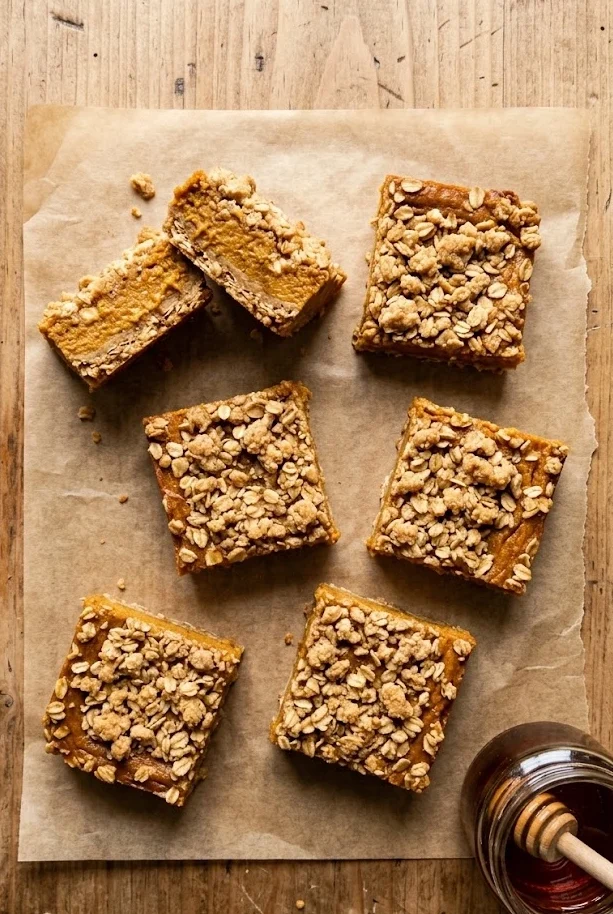 Oatmeal Crumble Pumpkin Pie Bars